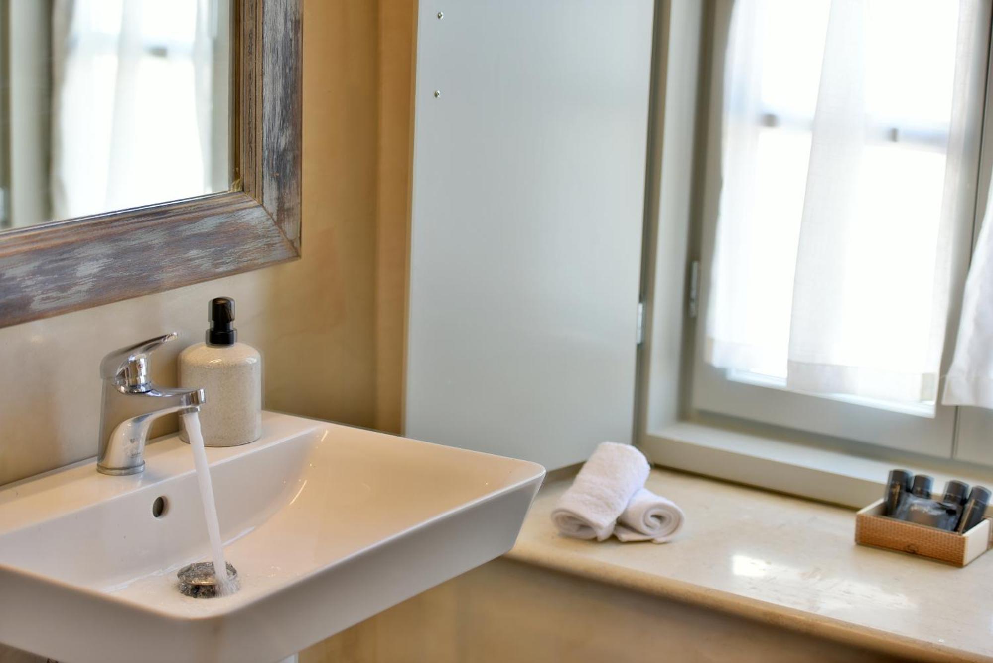 Hotel Onar Hydra Extérieur photo